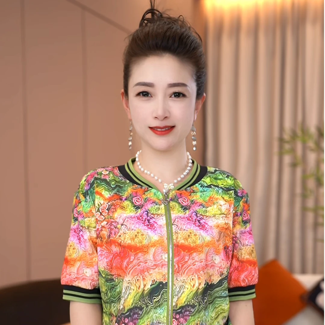 【单件短袖】夏季新款落英缤纷时尚气质减龄防晒透气轻奢2521070