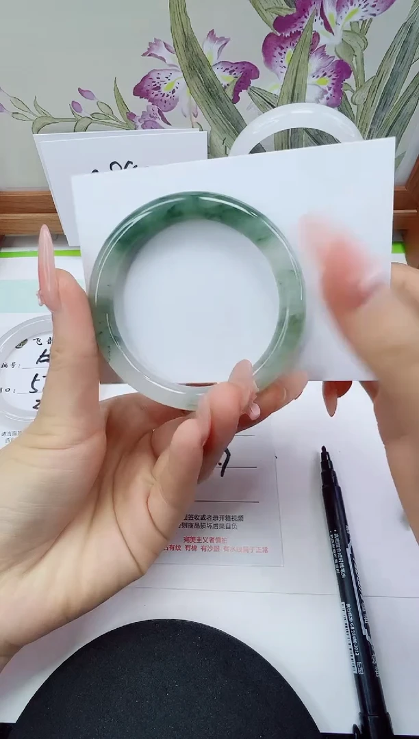 未镶嵌手镯石英岩玉135-52/53