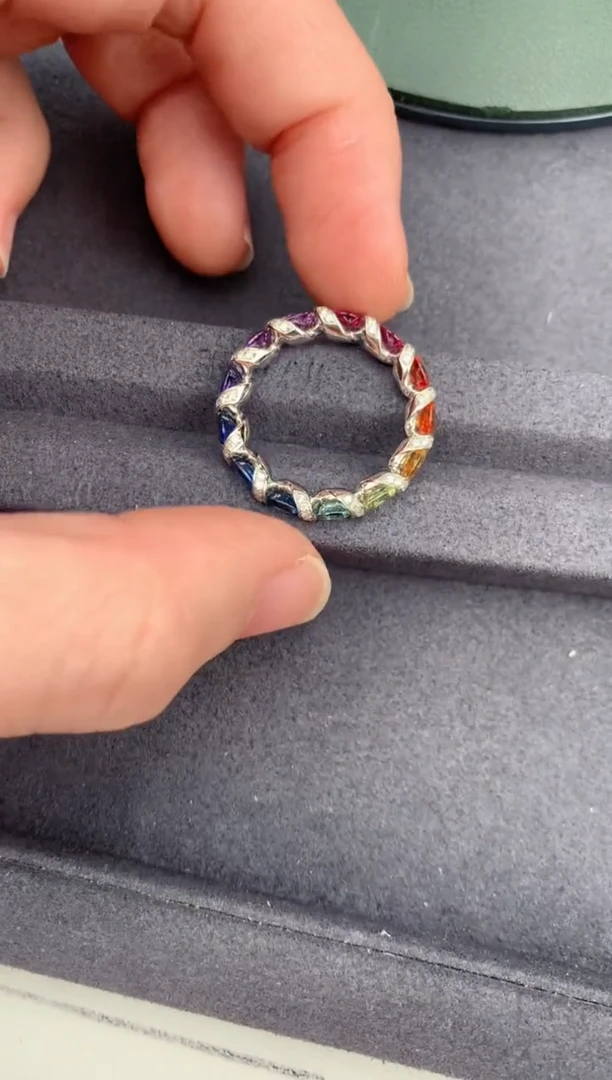 戒指彩色蓝宝石18K金镶嵌2.6ct彩蓝宝 DF 定制