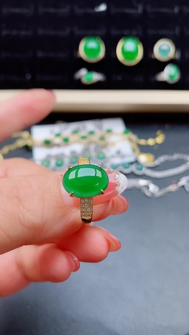 【闪购商品】翡翠戒指银S925镶嵌0800