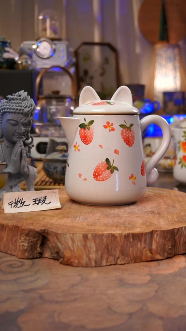 杯子草莓手工手绘手工手绘