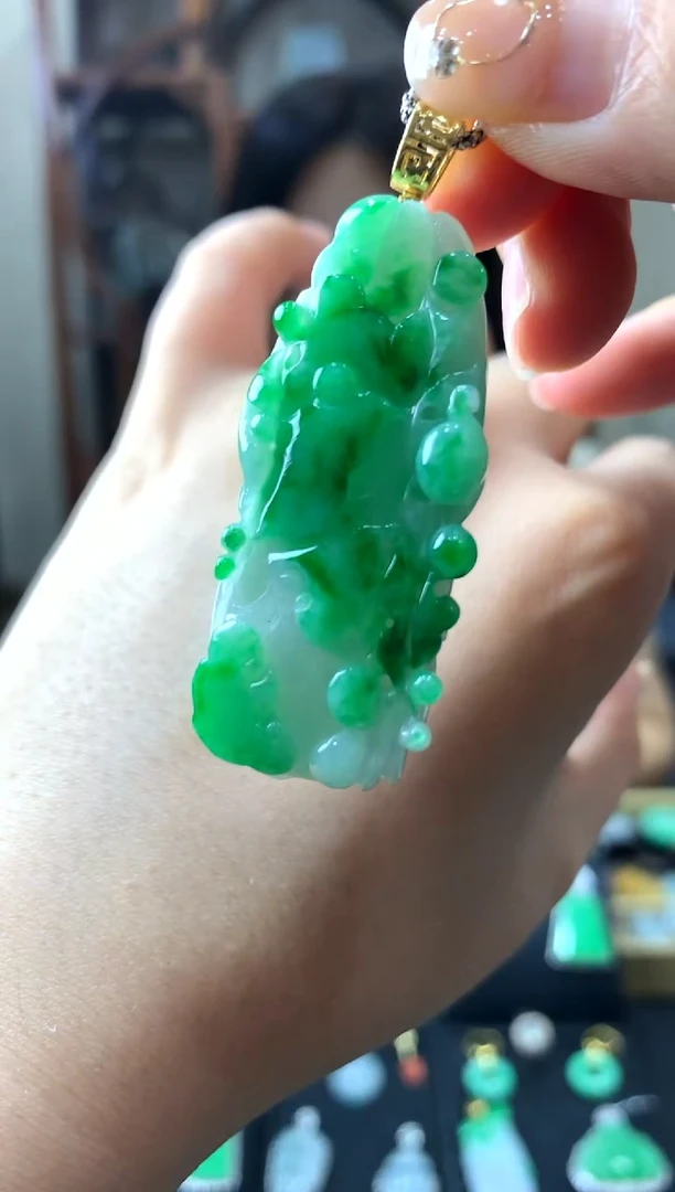 翡翠18K金镶嵌吊坠(不含链)挂件