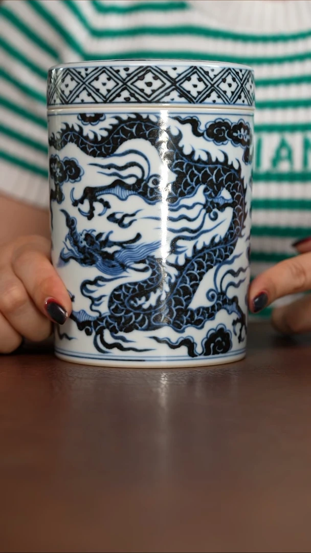 元青花铠甲龙纹大茶叶罐