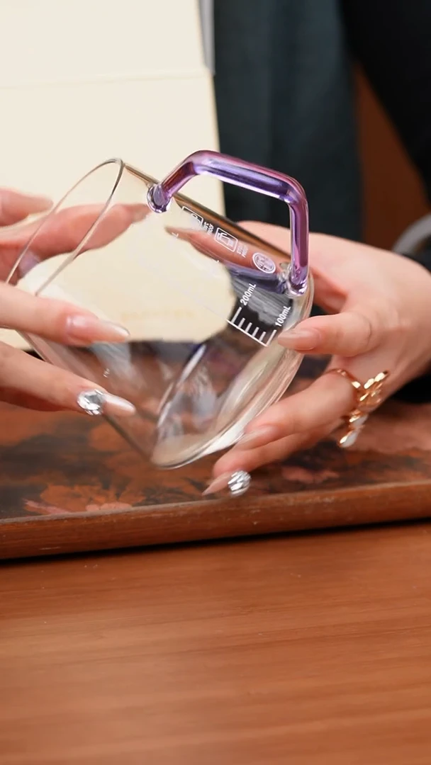 【闪购商品】璃享/雅韵刻度量杯/450ml/浅紫