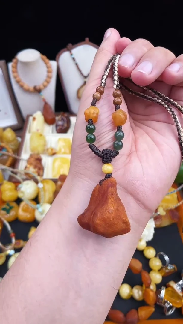 琥珀未镶嵌珠宝奇石柒月