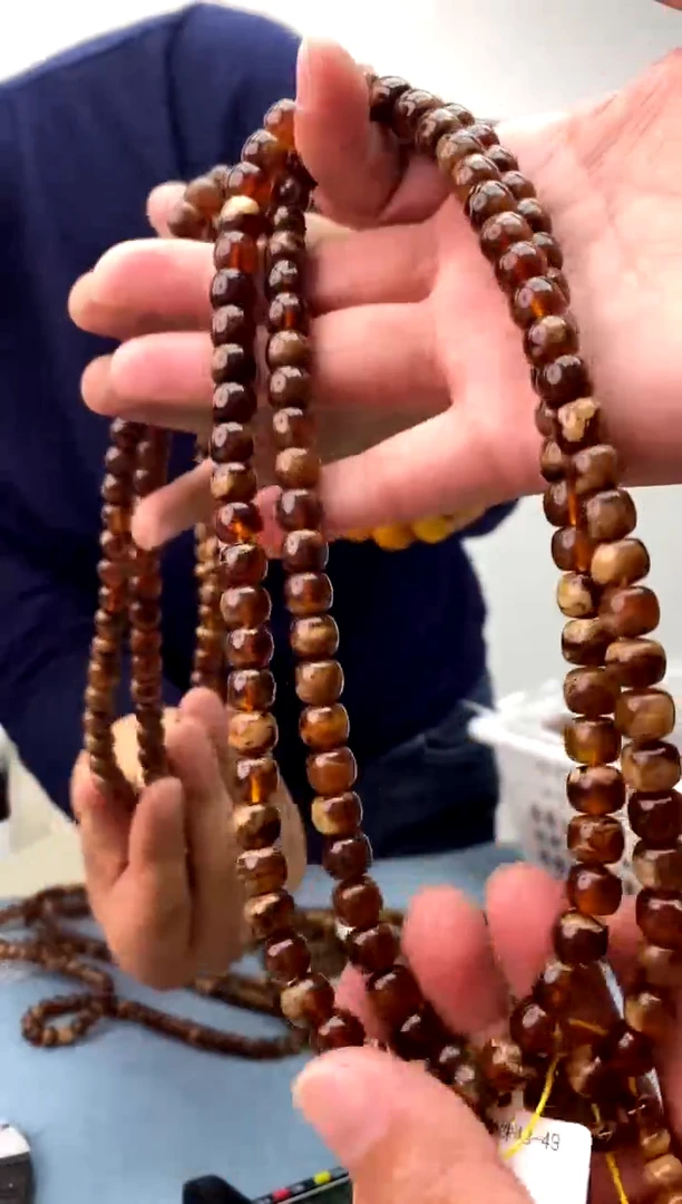 【闪购商品】琥珀珠宝奇石未镶嵌假一罚十，发一件