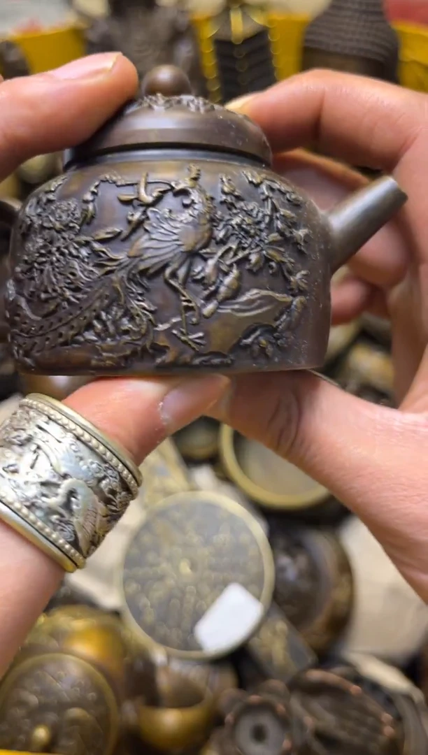 精美铜器，点击下单