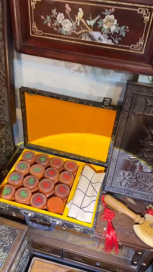 【闪购商品】非洲紫檀（红花梨）象棋