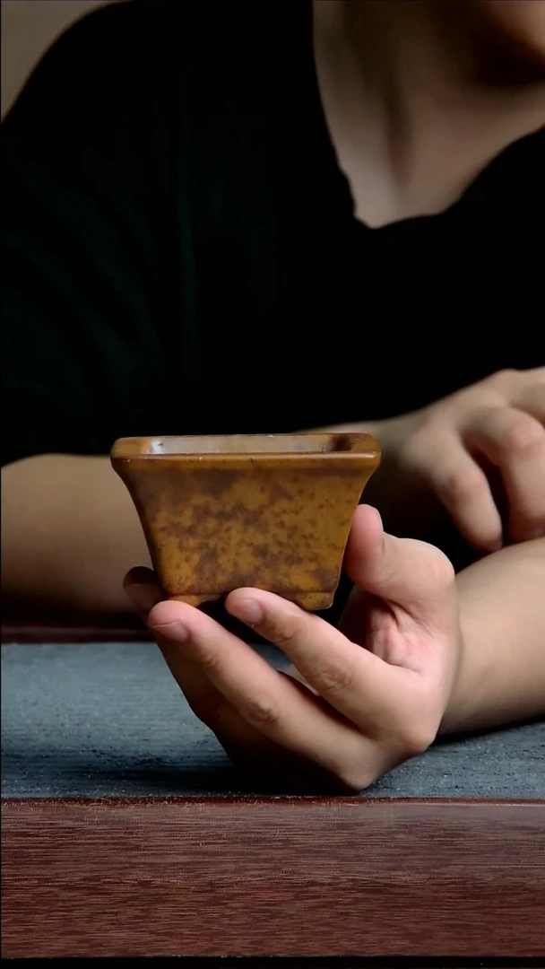 紫砂花盆7*4内径紫砂花盆