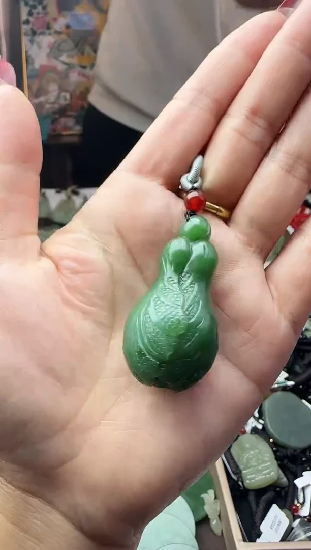 颈饰未镶嵌和田玉和田玉吊坠132