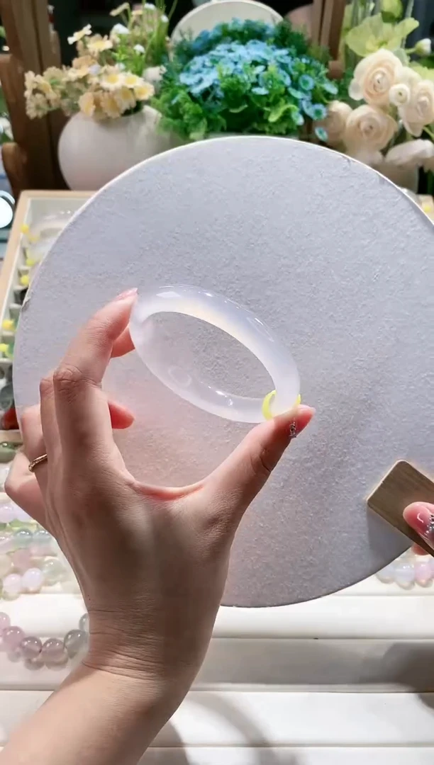 玛瑙/玉髓手镯未镶嵌17-59