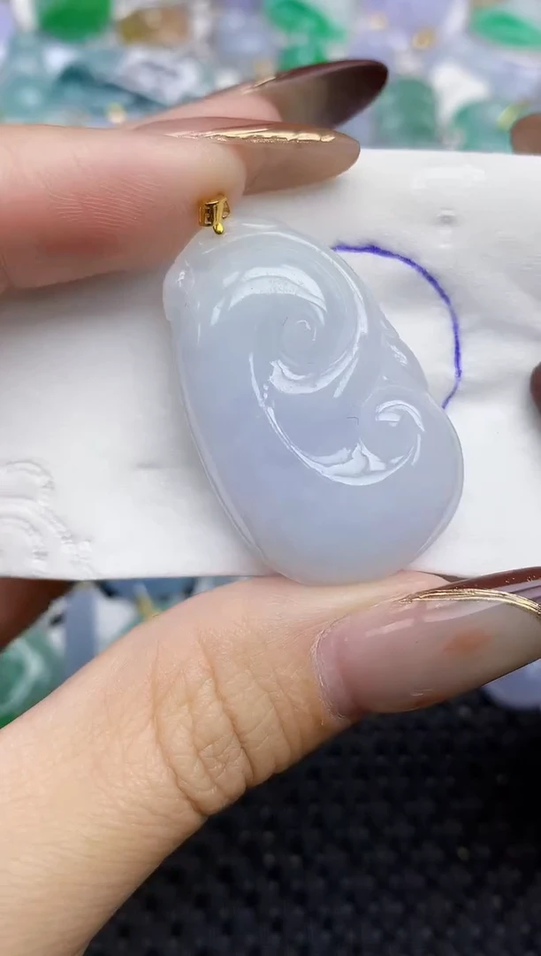 颈饰18K金镶嵌翡翠   天然翡翠A货  百元以上9米证书费自理