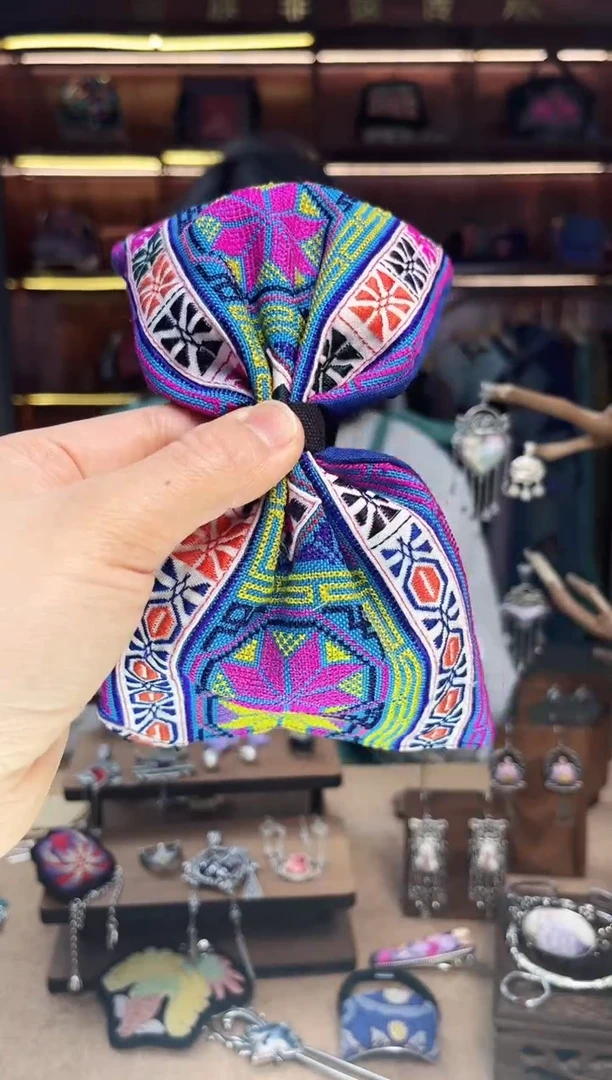 【闪购商品】织绣A07黔东南苗族刺绣