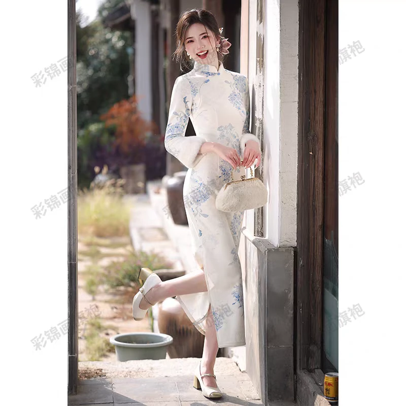 新中式国风蓝色提花毛毛袖改良旗袍出席重要场合气质感连衣裙加长