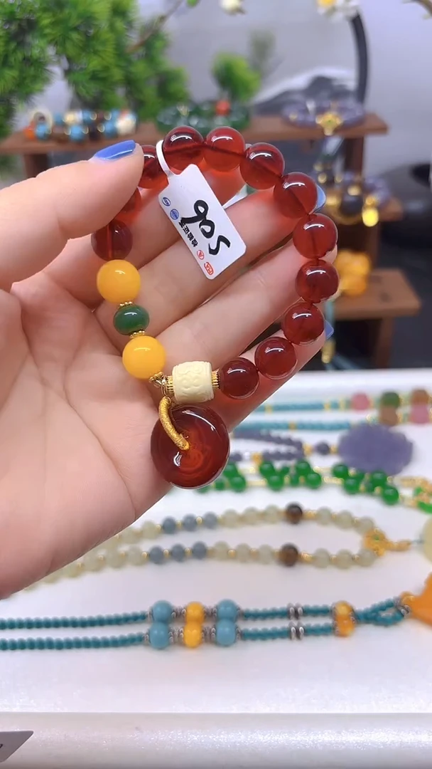 手链血珀未镶嵌S06