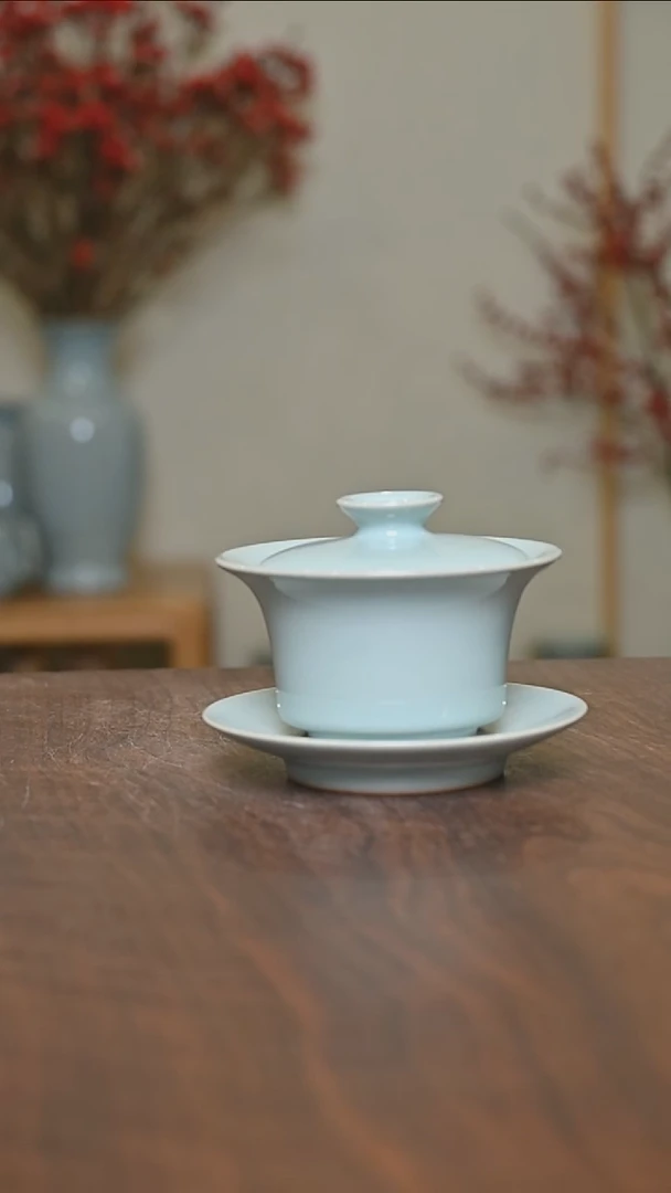 【闪购商品】其他天青釉朱家汝窑款马蹄盖碗100毫升一级