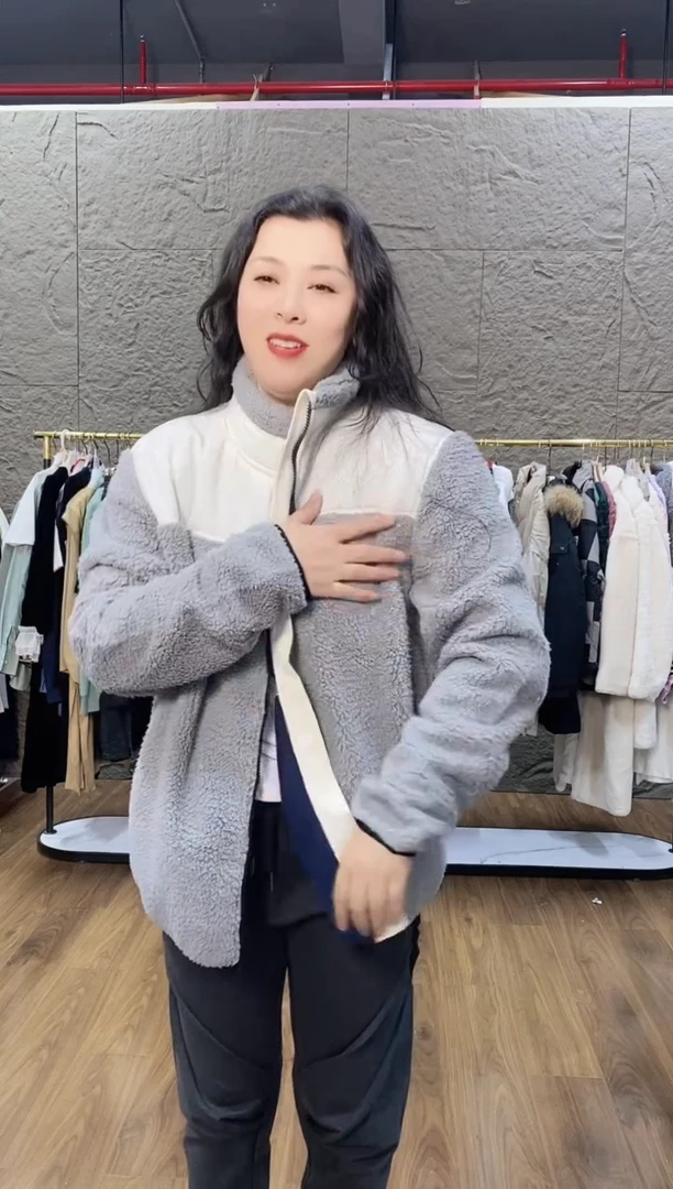 闪购衣服编码070