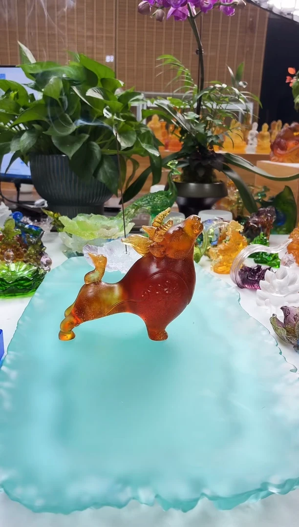 手工艺品琉璃琥珀色牛气冲天茶宠小摆件14公分