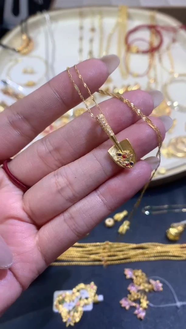 吊坠(不含链)18K金A102|多样性发货一件|550|BKJ5