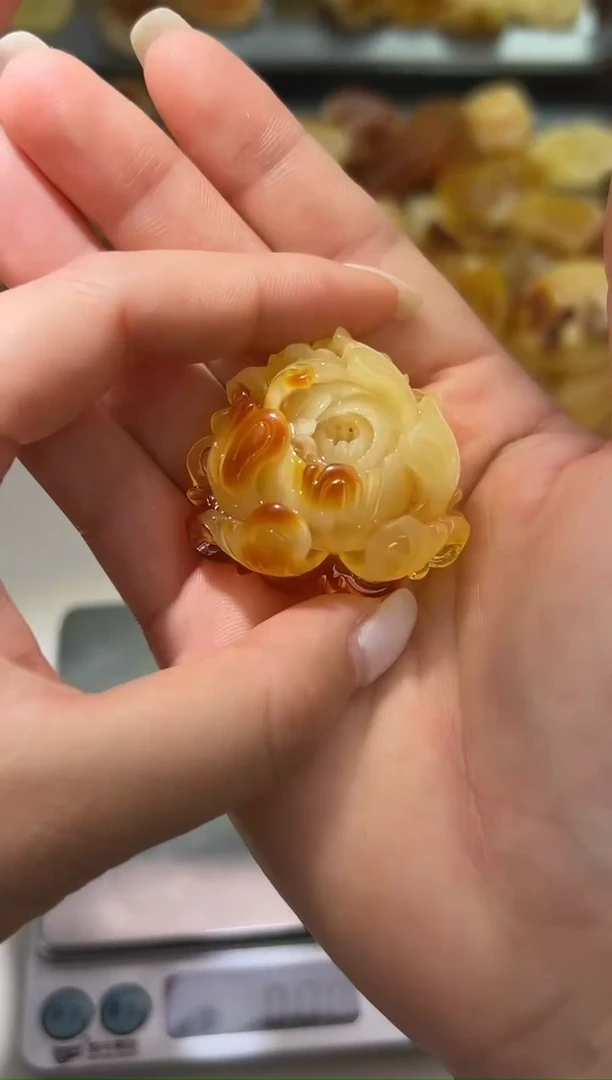 裸石琥珀未镶嵌琥珀蜜蜡吊坠