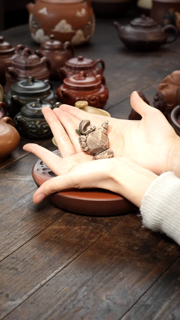 【闪购商品】紫砂茶壶石级娘娘茶宠