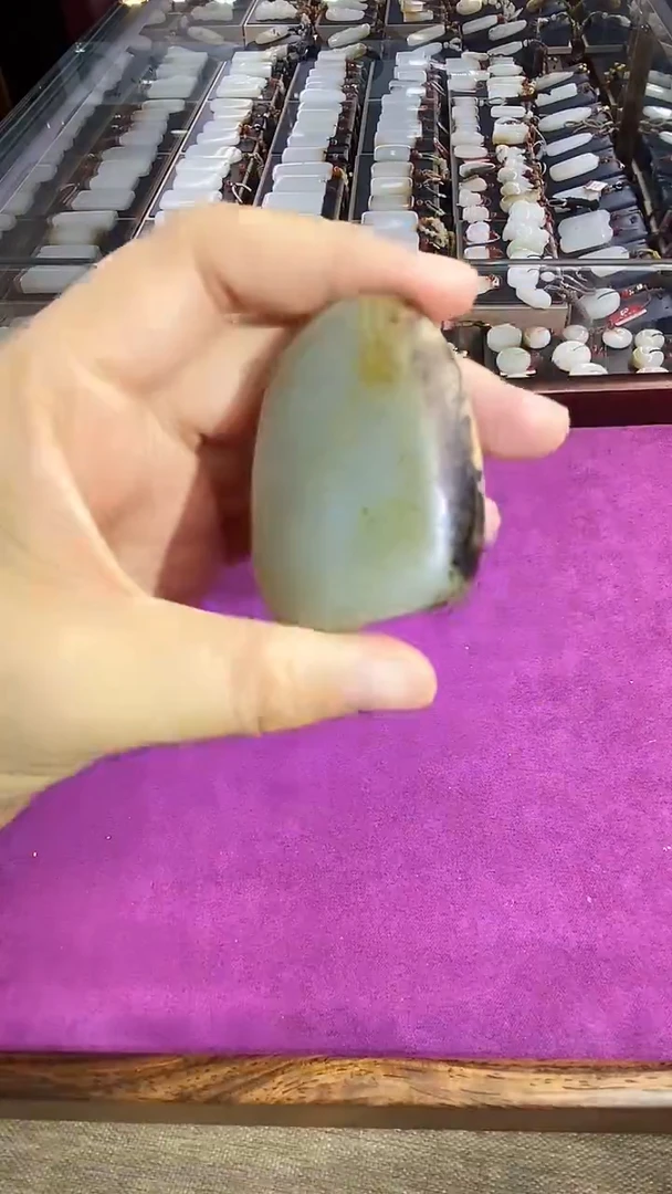 颈饰未镶嵌和田玉和田玉吊坠