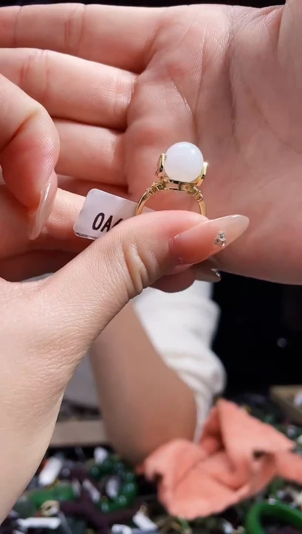 【闪购商品】和田玉颈饰未镶嵌拍一发一