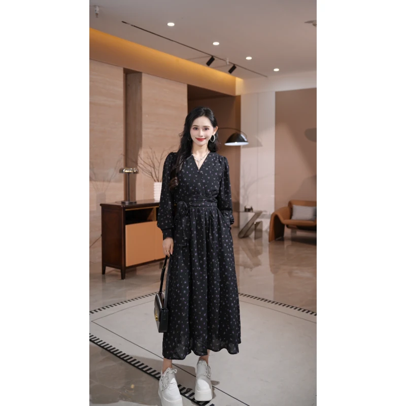 【伊甸梦境】2025秋季新款碎花法式时尚气质显瘦高级感长袖连衣裙