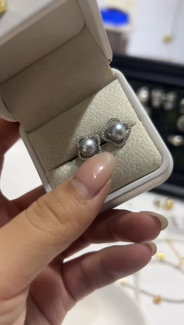 银S925镶嵌耳钉海水珍珠60