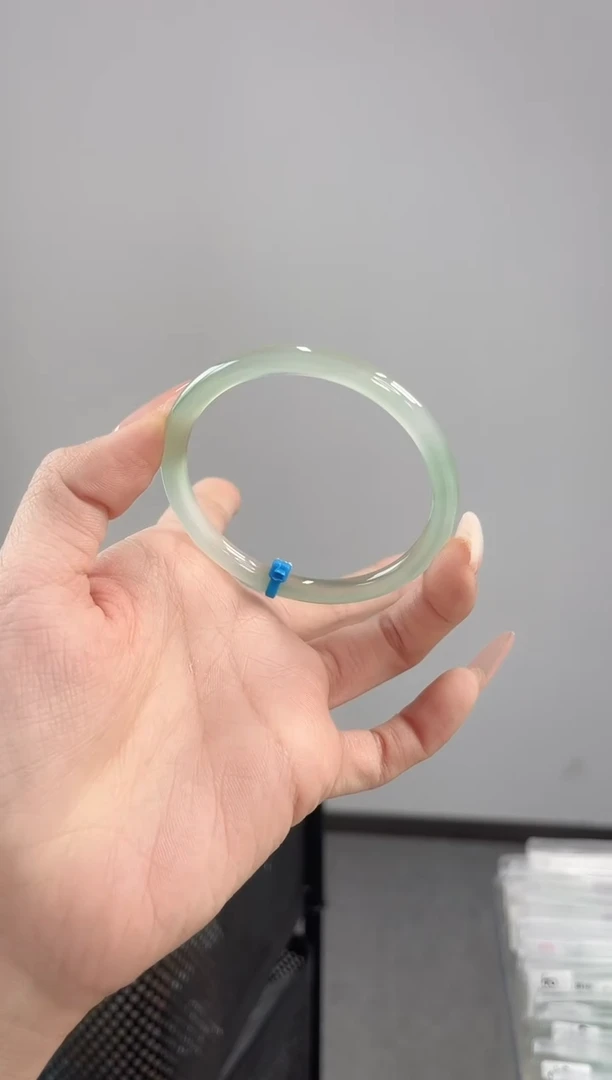 【闪购商品】玛瑙/玉髓手镯未镶嵌55-56圈