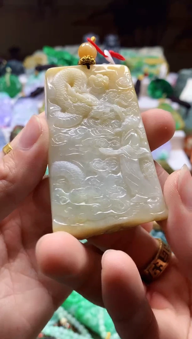 颈饰未镶嵌翡翠天然A货翡翠画龙点睛