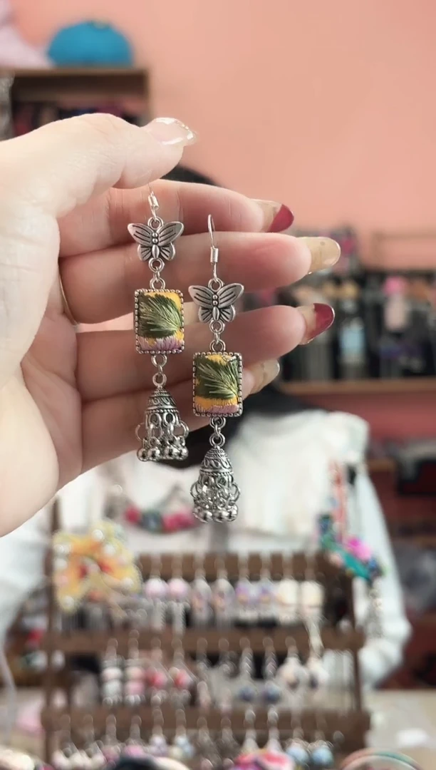 织绣艺枝独绣手工饰品73