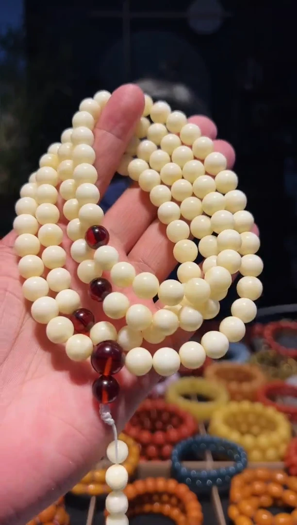 未镶嵌蜜蜡手串9左右108多圈