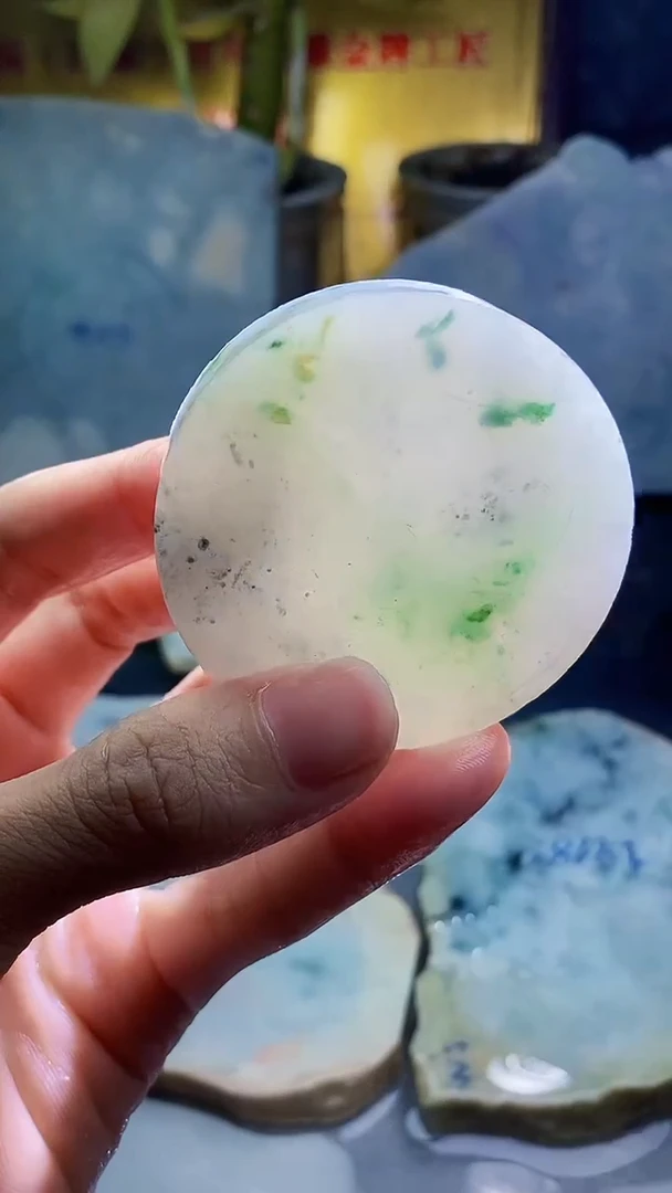 未镶嵌挂件翡翠小雨472