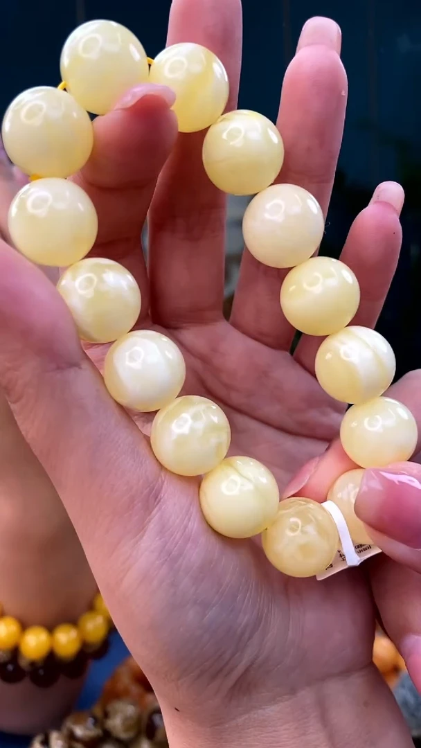 裸石琥珀未镶嵌11/25多样性发其一微瑕173