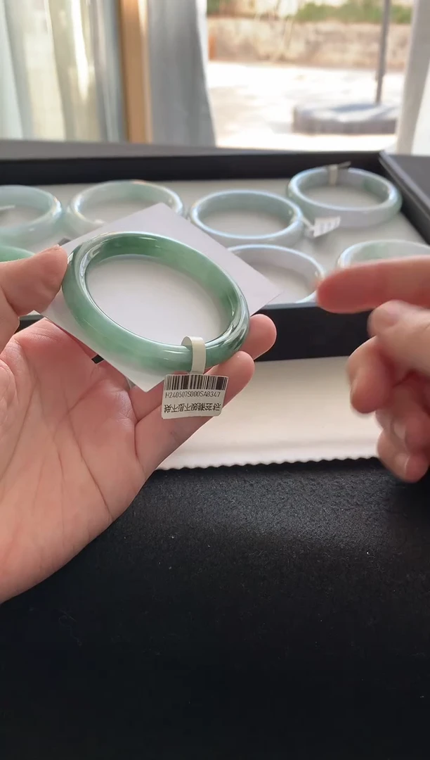 未镶嵌手镯翡翠53.7圆条A8347买断