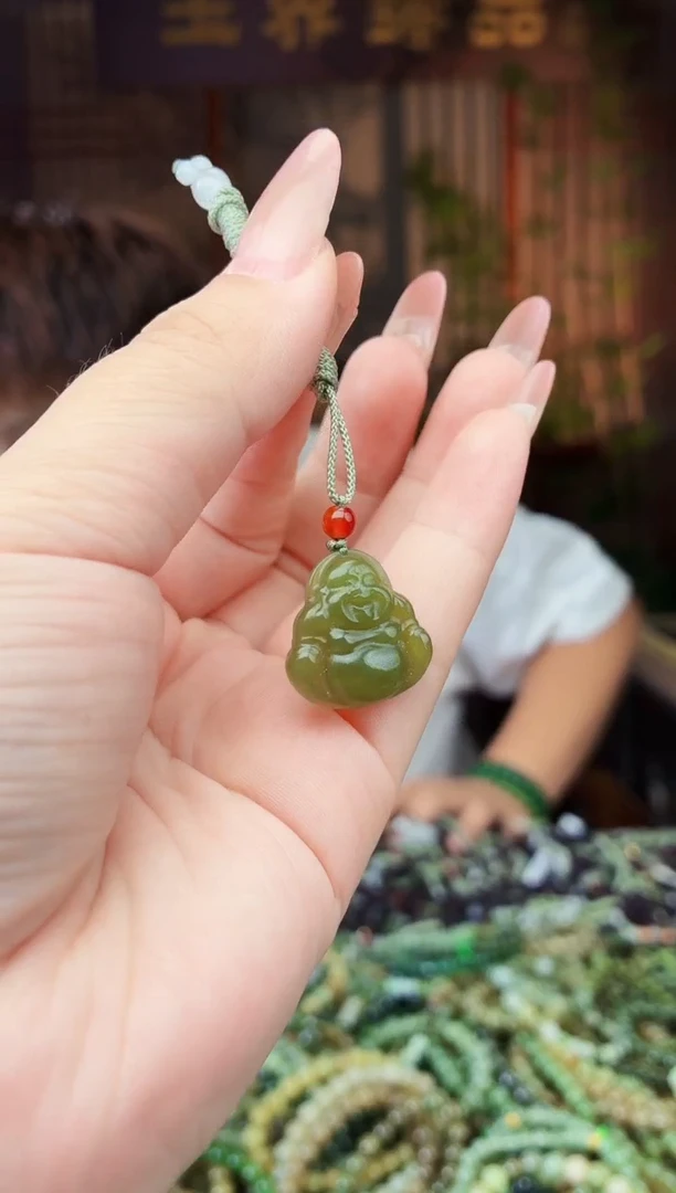 和田玉未镶嵌颈饰拍一发一