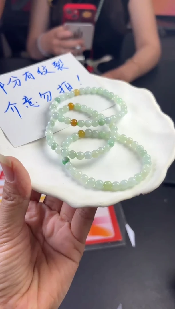 翡翠挂件未镶嵌多样性发一件CZH1230