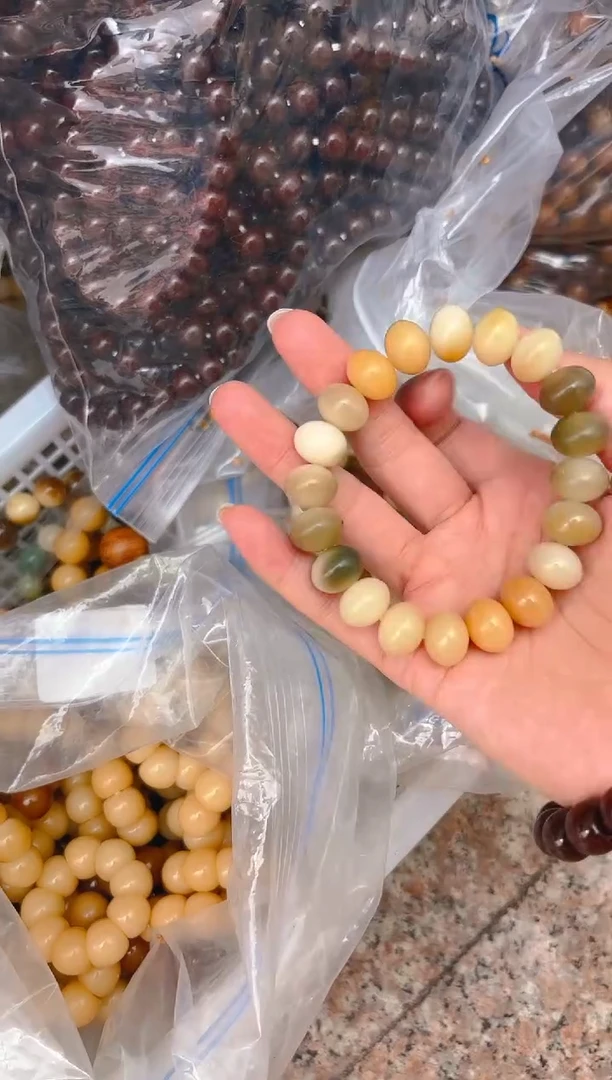 吊坠菩提根/象牙果算盘单圈颜色随机一条