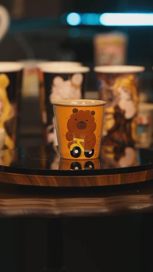 【闪购商品】摆件景德镇釉下彩绘设计师款陶瓷