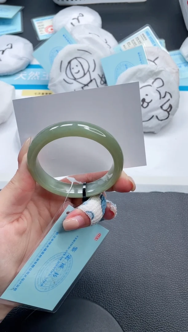 和田玉手镯未镶嵌4V213-52