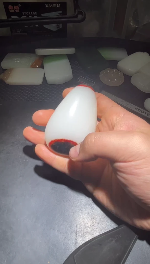 颈饰未镶嵌和田玉（糖玉）17