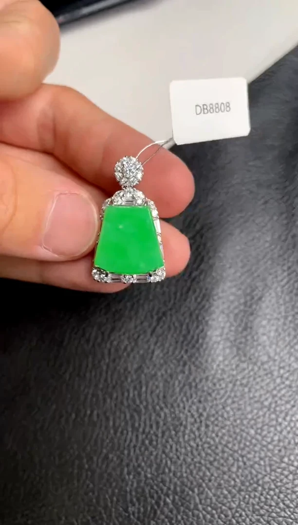 【闪购商品】翡翠吊坠(不含链)银S925镶嵌dz1