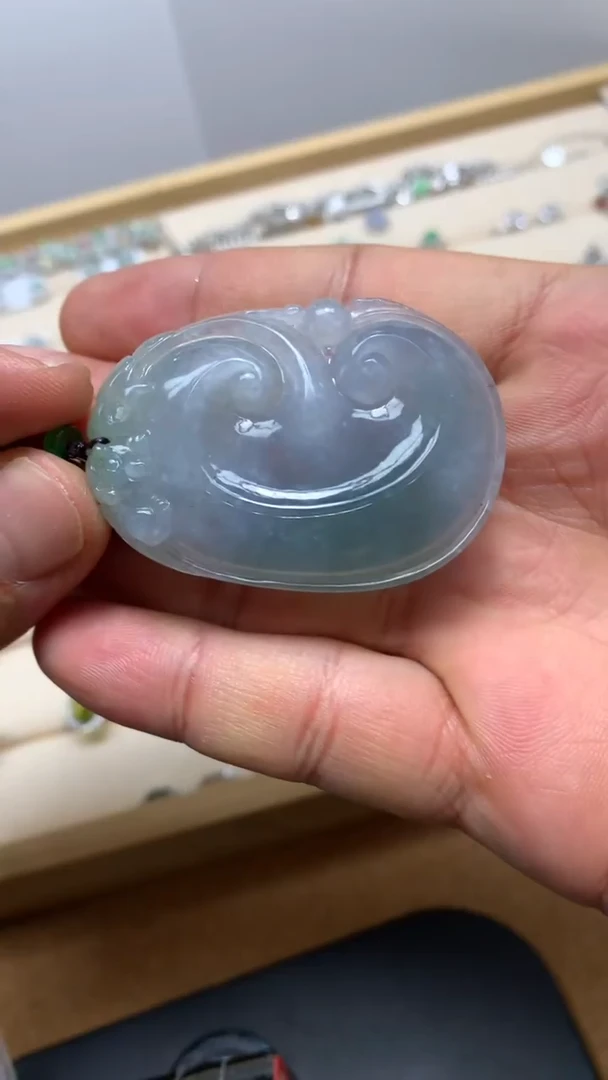颈饰未镶嵌翡翠如意