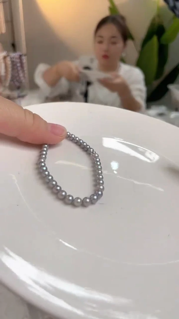 未镶嵌手链淡水珍珠4mm+灰色小米珠手链