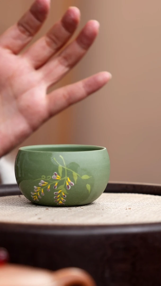 【闪购商品】紫砂茶壶豆青砂主人杯紫藤花