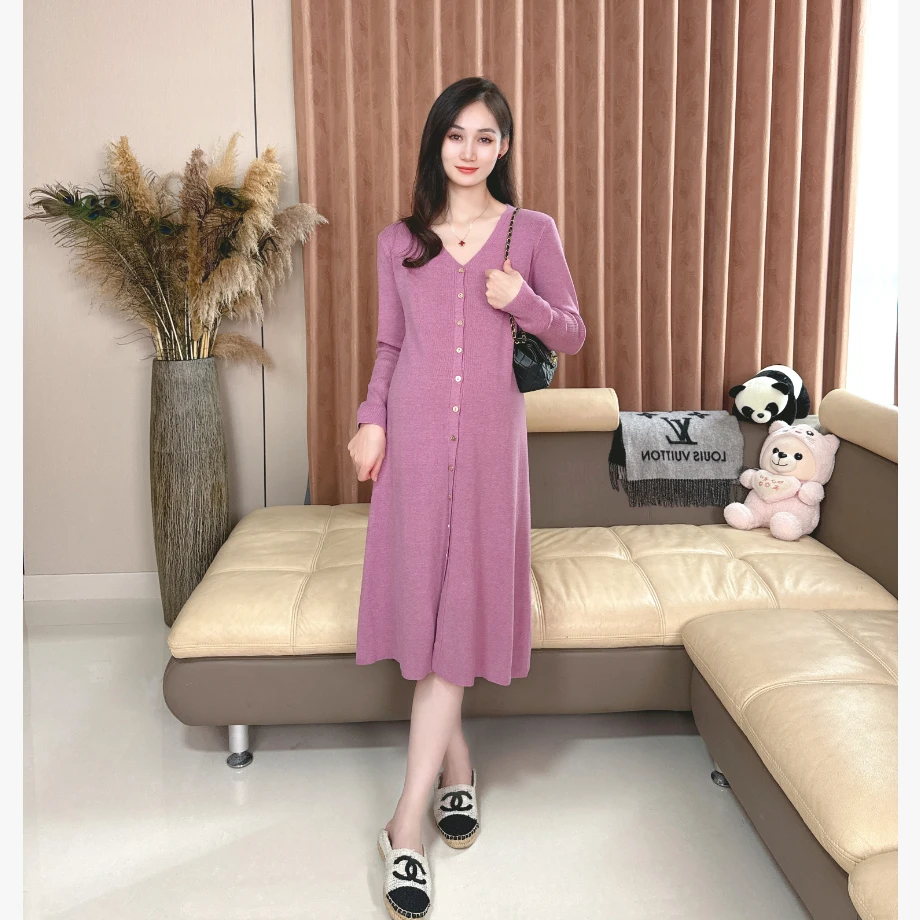 Ann&tens【私语】春秋款细针织软糯纯色显瘦V领可哺乳孕妇连衣裙