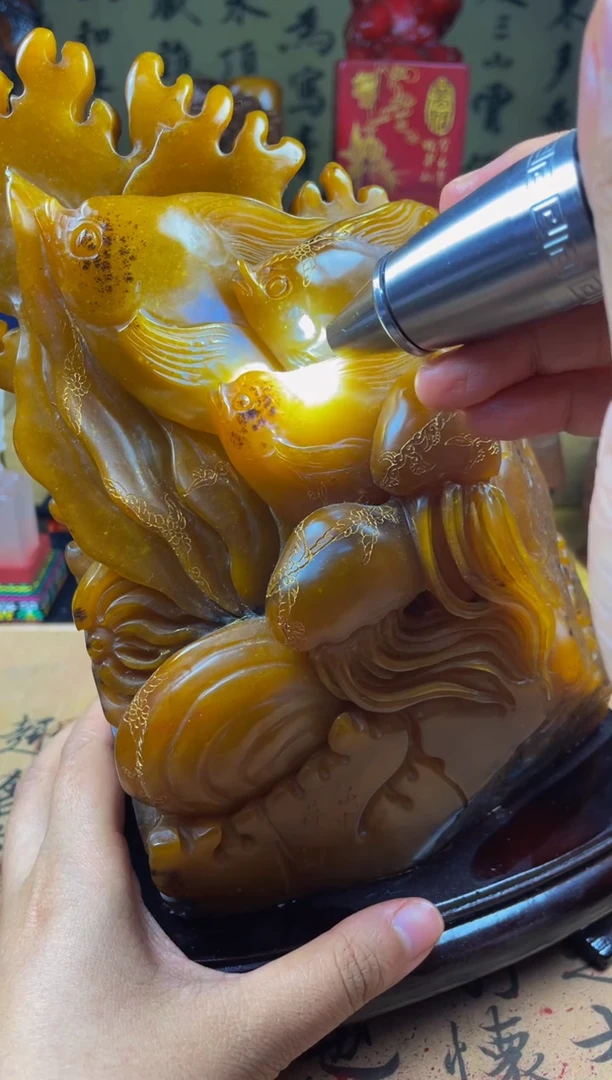 寿山石印石田黄 力争上游年年有鱼 大摆件