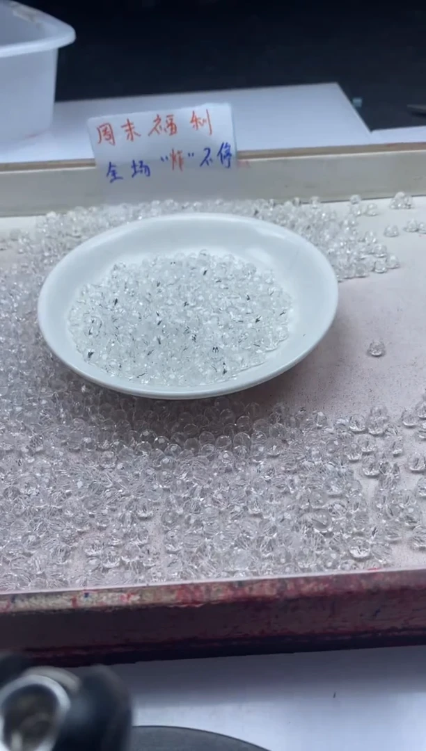 【闪购商品】水晶颈饰未镶嵌W900白水切面算盘6mm*50颗