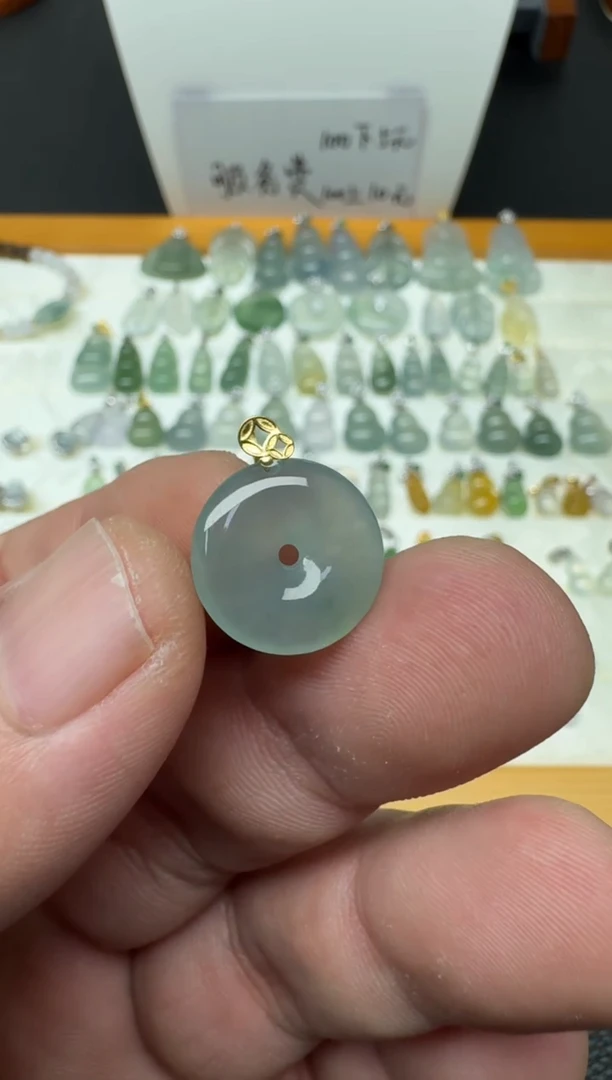 颈饰18K金镶嵌翡翠（9号）纯天然A货缅甸翡翠  锁骨吊坠